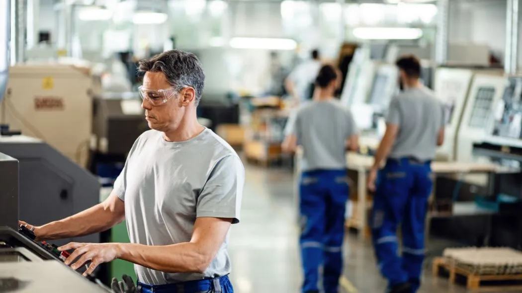 Equipamiento Industrial: La Clave para la Eficiencia y Productividad